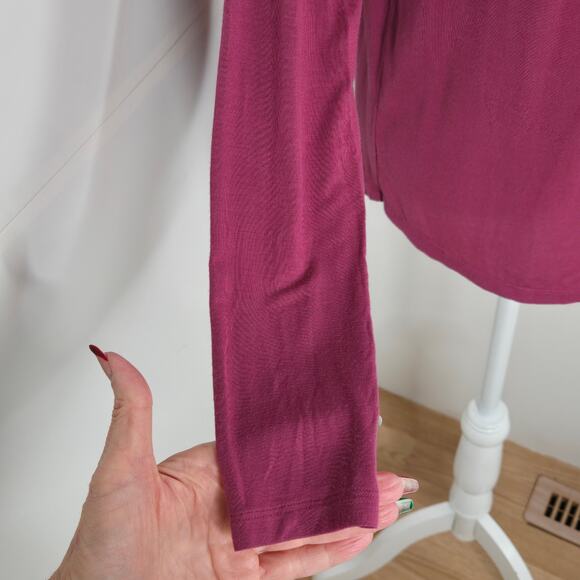 🎄 Victoria Secret PINK EUC Soft long sleeve tie front top XS dark pink Bayberry - Picture 13 of 14